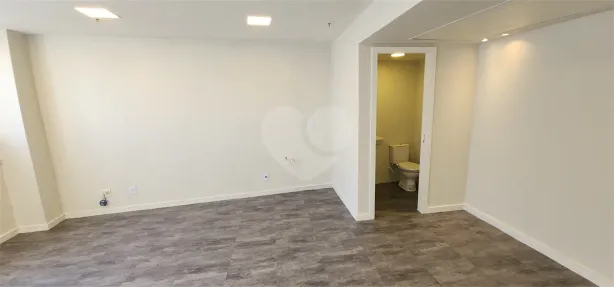 Sala Comercial à venda, 33m² no Tijuca, Rio de Janeiro