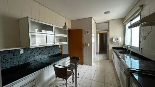 Apartamento com 3 Quartos para alugar, 146m² no Jardim Mariana, Cuiabá