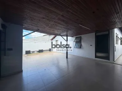 Casa com 3 Quartos para alugar, 104m² no Jardim Terra Branca, Bauru