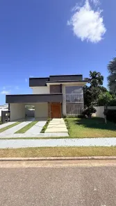 Casa de Condomínio com 4 Quartos para alugar, 350m² no Cajupiranga, Parnamirim