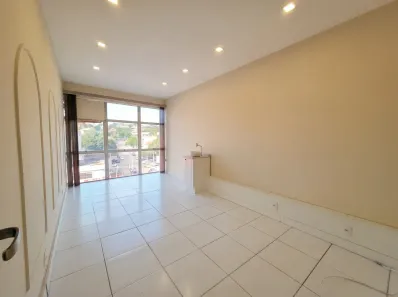 Sala Comercial para alugar, 35m² no Jardim Guanabara, Rio de Janeiro