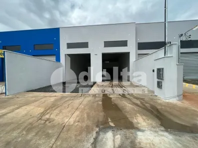 Ponto Comercial à venda, 220m² no Jardim Holanda, Uberlândia