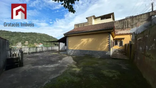 Casa com 3 Quartos à venda, 57m² no Castrioto, Petrópolis