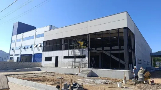 Galpão/Depósito/Armazém para alugar, 1300m² no Beira Rio, Biguaçu