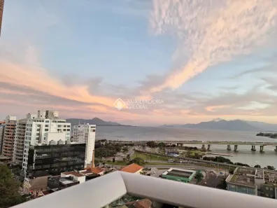 Apartamento com 2 Quartos para alugar, 98m² no Centro, Florianópolis