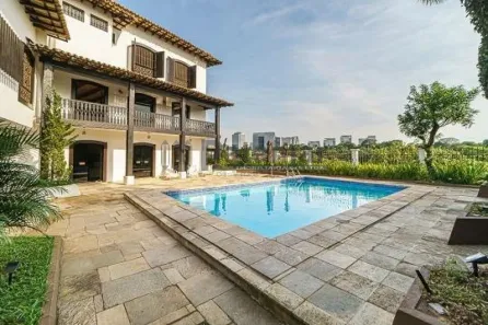 Sobrado com 4 Quartos à venda, 650m² no Vila Tramontano, São Paulo