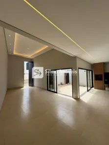 Casa com 3 Quartos à venda, 153m² no Grand Ville, Uberlândia