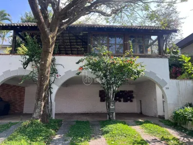 Casa de Condomínio com 3 Quartos à venda, 250m² no Alphaville, Santana de Parnaíba