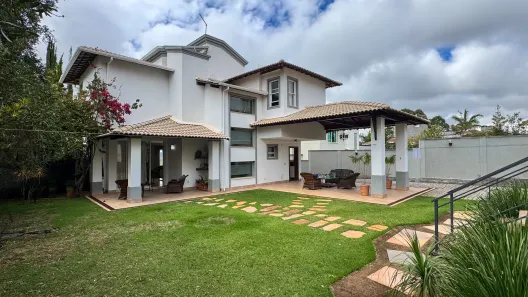 Casa de Condomínio com 5 Quartos à venda, 48m² no Alphaville - Lagoa dos Ingleses, Nova Lima