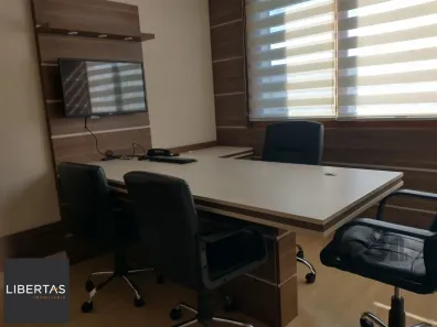 Sala Comercial à venda, 57m² no Azenha, Porto Alegre