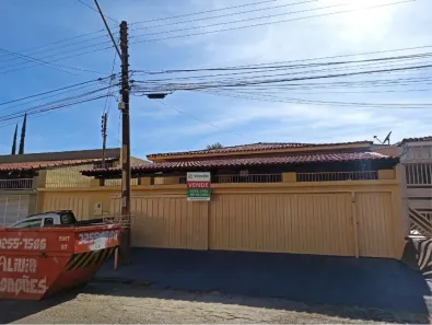 Casa com 3 Quartos à venda, 475m² no Jardim Goiás, Goiânia
