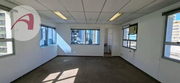 Sala Comercial para venda ou aluguel, 47m² no Jardim Paulista, São Paulo