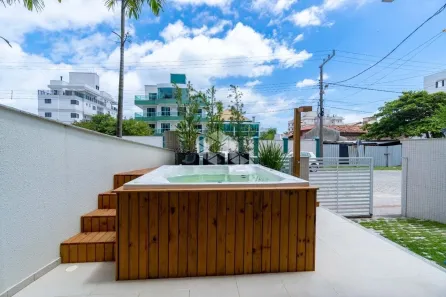 Apartamento com 2 Quartos à venda, 74m² no Canto Grande, Bombinhas