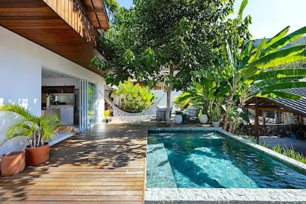 Casa com 3 Quartos à venda, 278m² no Praia das Taquaras, Balneário Camboriú