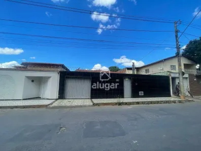 Casa com 3 Quartos para alugar, 200m² no Jardim Palmeiras, Montes Claros