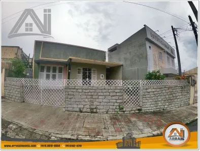 Casa com 4 Quartos à venda, 230m² no Fátima, Fortaleza