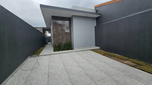 Casa com 2 Quartos à venda, 66m² no Balneário dos Golfinhos, Caraguatatuba