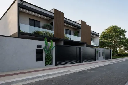 Sobrado com 3 Quartos à venda, 100m² no Areias, Camboriú