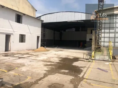 Galpão/Depósito/Armazém para alugar, 900m² no Granja dos Cavaleiros, Macaé