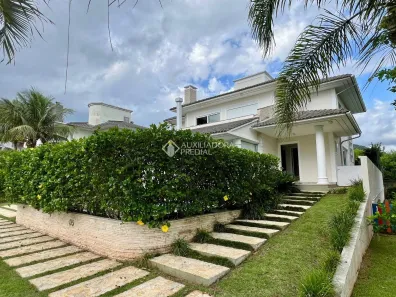 Casa de Condomínio com 4 Quartos à venda, 381m² no Cacupé, Florianópolis