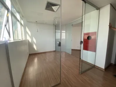 Sala Comercial para alugar, 105m² no Santo Agostinho, Belo Horizonte