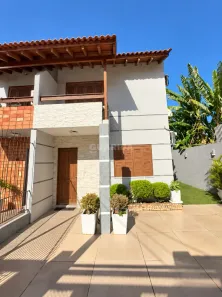 Casa com 2 Quartos para alugar, 188m² no Hípica, Porto Alegre