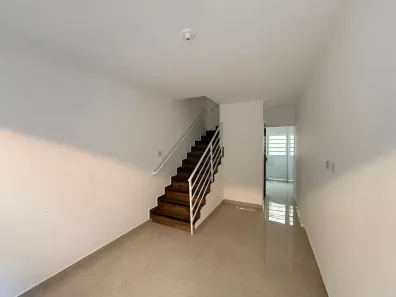 Casa de Condomínio com 2 Quartos à venda, 62m² no Sítio do Campo, Praia Grande