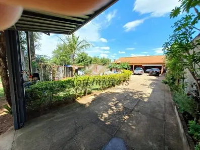 Casa com 2 Quartos à venda, 200m² no Broa, Brotas