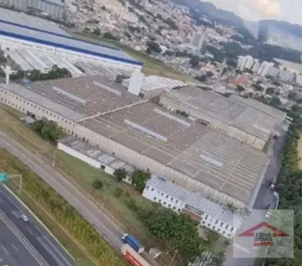 Galpão/Depósito/Armazém para alugar, 1820m² no Jardim Planalto, Jundiaí