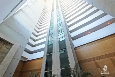Apartamento com 2 Quartos à venda, 74m² no Três Figueiras, Porto Alegre