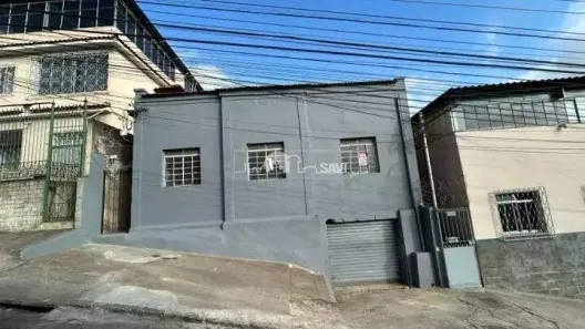 Casa com 2 Quartos para alugar, 16m² no Manoel Honório, Juiz de Fora
