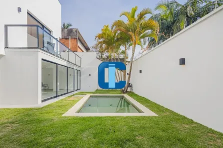 Casa com 4 Quartos à venda, 450m² no Jardim das Bandeiras, São Paulo