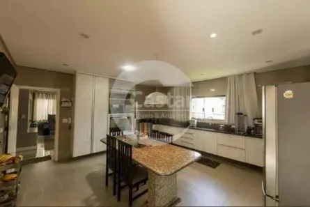 Sobrado com 3 Quartos à venda, 222m² no Vila Mafra, São Paulo