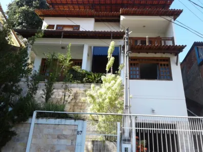 Casa com 3 Quartos à venda, 191m² no Fonseca, Niterói