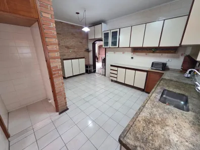 Sobrado com 5 Quartos à venda, 500m² no Vila Nossa Senhora das Vitórias, Mauá
