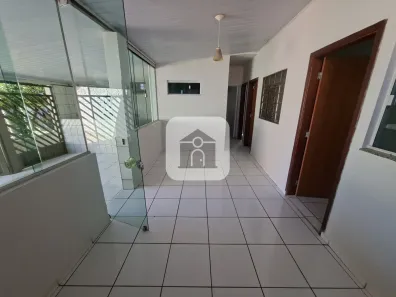 Casa com 4 Quartos para alugar, 100m² no Residencial Gramado, Uberlândia