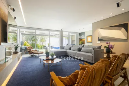 Casa de Condomínio com 3 Quartos à venda, 425m² no Vila Cordeiro, São Paulo