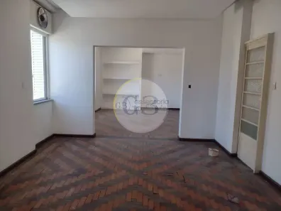 Casa com 3 Quartos à venda, 130m² no Centro, Pelotas