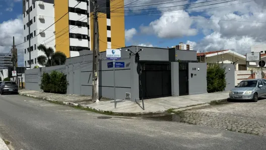 Casa com 4 Quartos para alugar, 150m² no Tambauzinho, João Pessoa