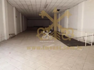 Galpão/Depósito/Armazém à venda, 700m² no Taboão, Diadema