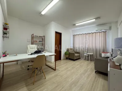 Sala Comercial para alugar, 16m² no Centro, Tubarão