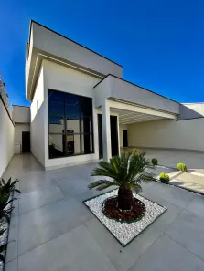 Casa com 3 Quartos à venda, 228m² no Setor Faiçalville, Goiânia