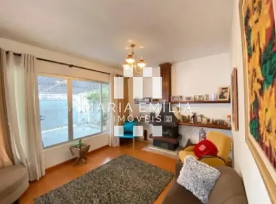 Casa com 5 Quartos à venda, 180m² no Canto, Florianópolis