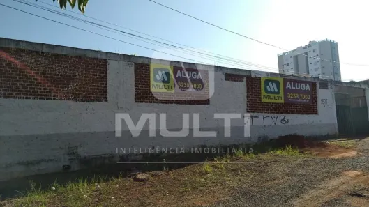 Lote/Terreno com 1 Quarto para alugar, 360m² no Vigilato Pereira, Uberlândia