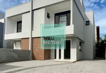 Casa com 3 Quartos à venda, 142m² no Carianos, Florianópolis