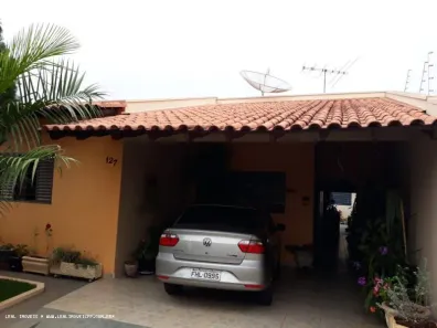 Casa com 3 Quartos à venda, 334m² no Vila Malaman, Presidente Prudente
