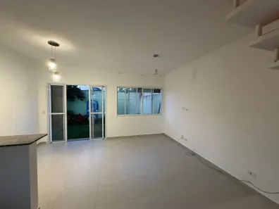 Sobrado com 3 Quartos para alugar, 91m² no Chácara do Carmo, Vargem Grande Paulista