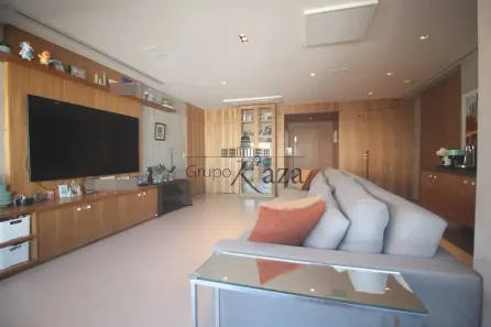 Apartamento com 4 Quartos à venda, 200m² no Indianópolis, São Paulo