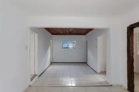 Casa com 8 Quartos à venda, 1200m² no Pompéia, Belo Horizonte