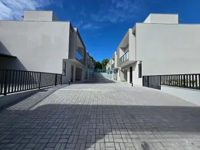 Casa de Condomínio com 3 Quartos à venda, 170m² no Buraquinho, Lauro de Freitas